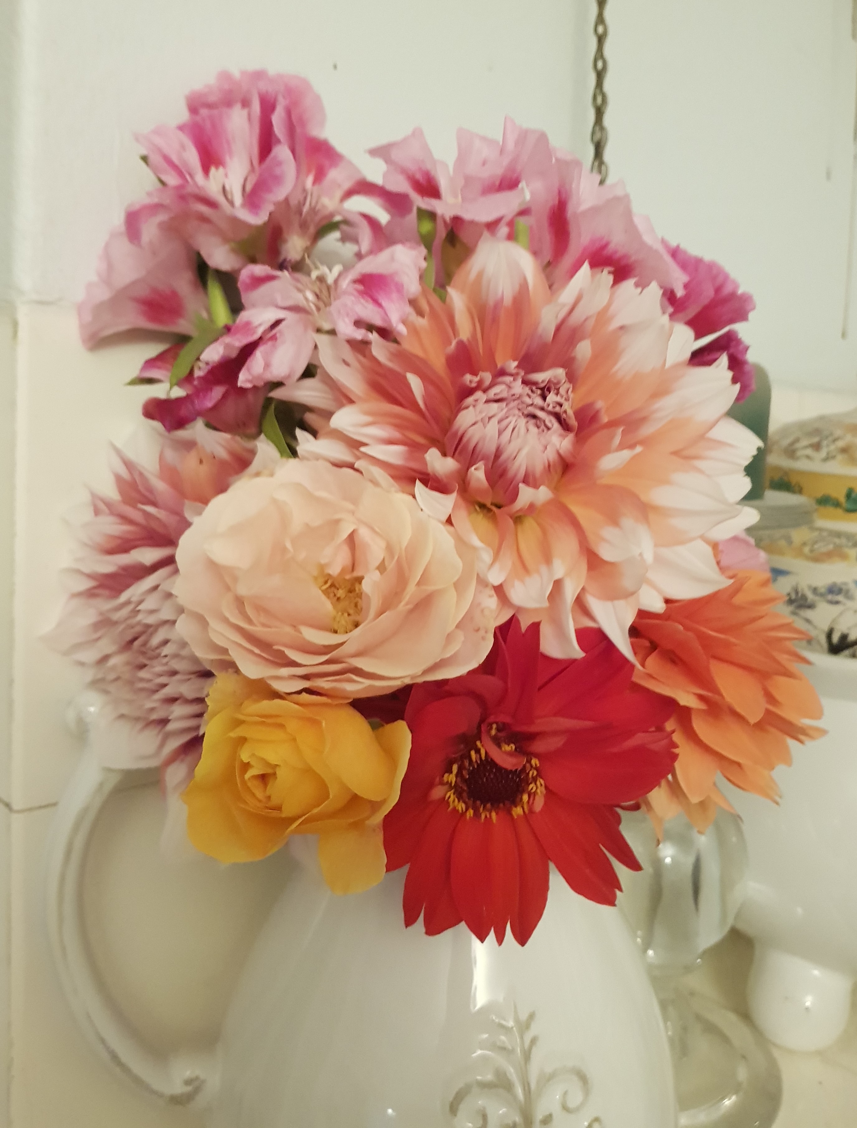 In a Vase on Monday | 11th September 2023